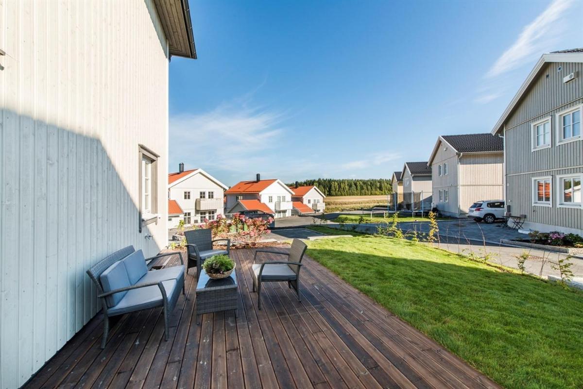 Villa Relax - Near Lillestrom, Ahus, Oslomet - Kjeller, Strommen, Lorenskog And Oslo Exterior foto